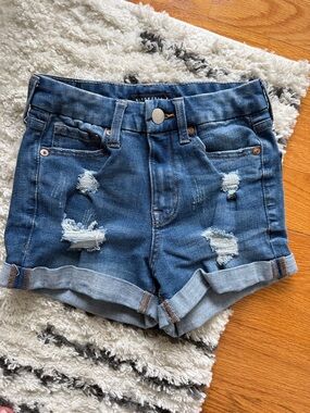 Aeropostale Women's Distressed Rolled-Hem Denim Shorts - Medium Blue